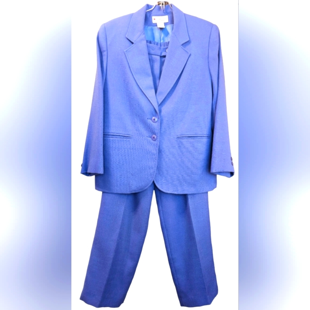 Vintage Appleseed's Petite Women's Blue Pant Suit Size 8